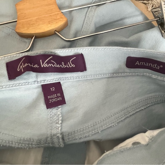 Gloria Vanderbilt Amanda Straight Leg Jeans - Picture 8 of 8